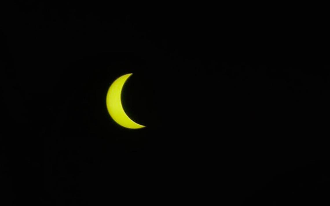 Eclipse solar parcial en Xalapa, un atardecer al mediodía que fue visto